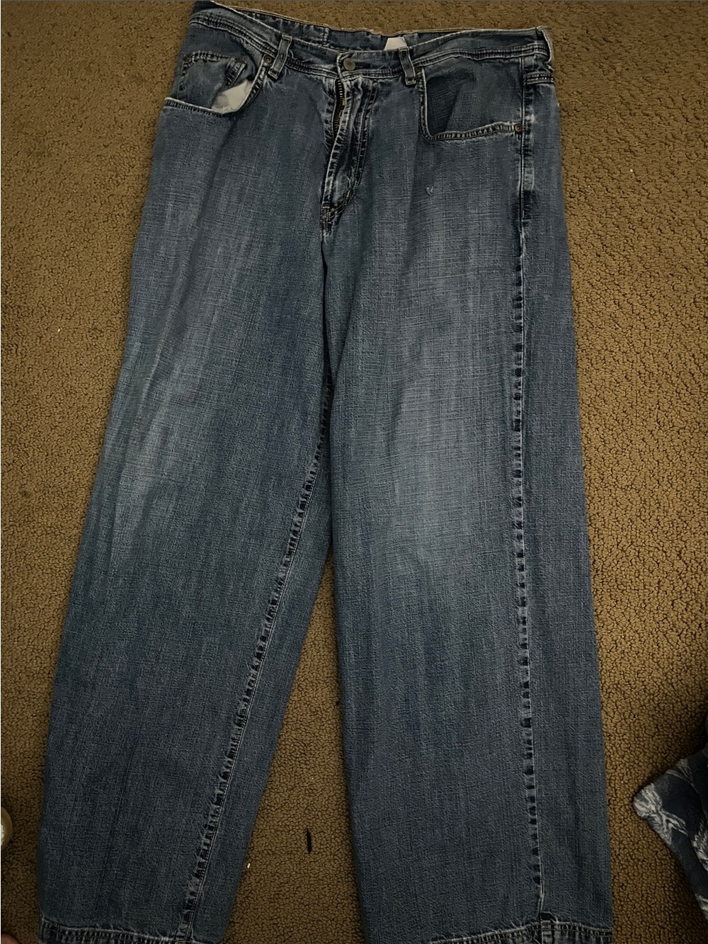 Lucky Brand Men's Relaxed Dark Blue Washed Jeans